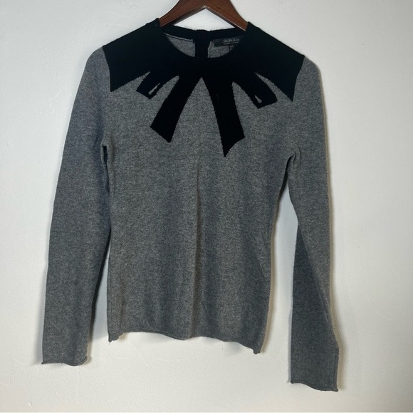 Saks Fifth Avenue Gray and Black Sweater with Unique Bow Collar Design - Picture 1 of 3